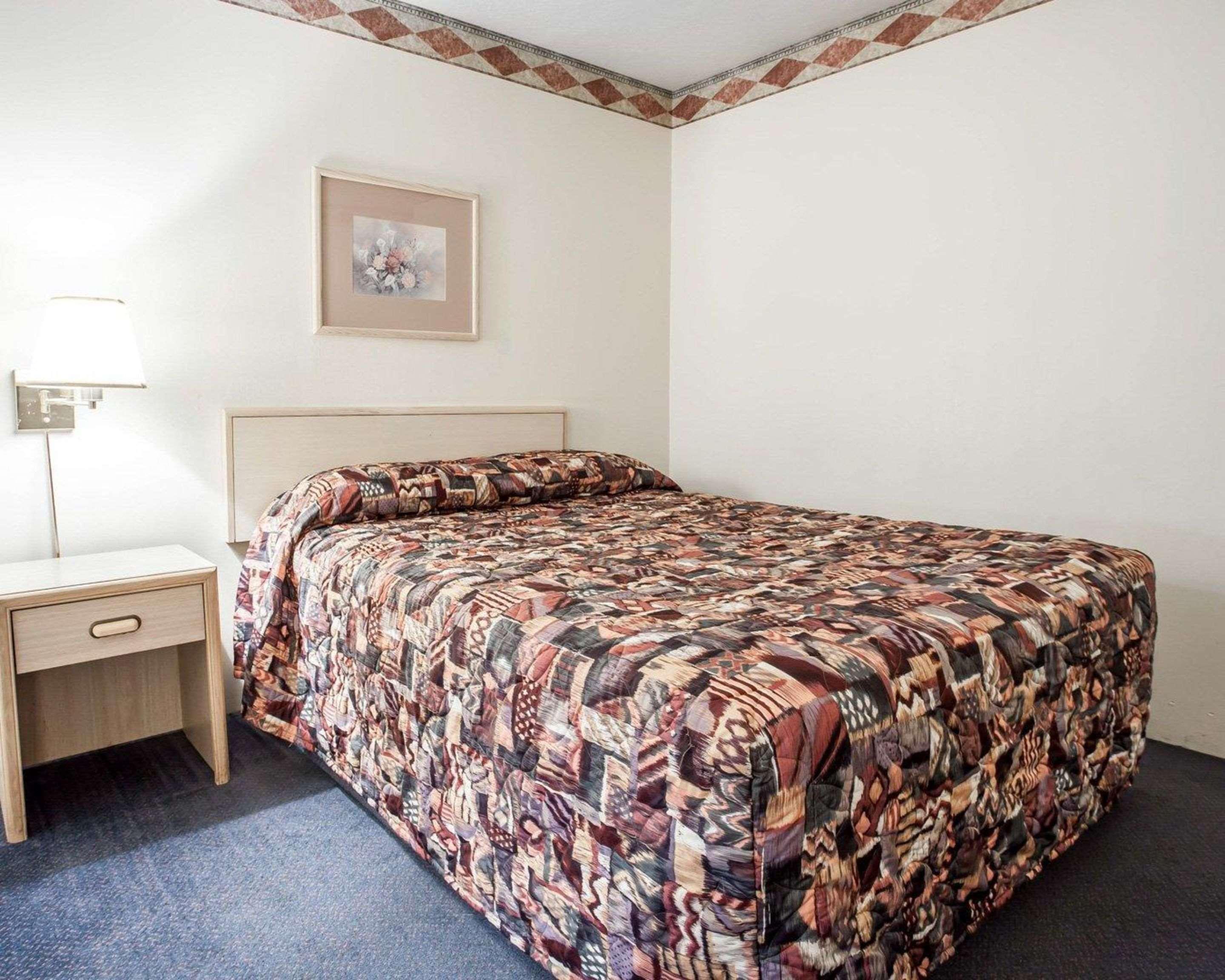 Rodeway Inn & Suites Spokane Valley Exterior foto