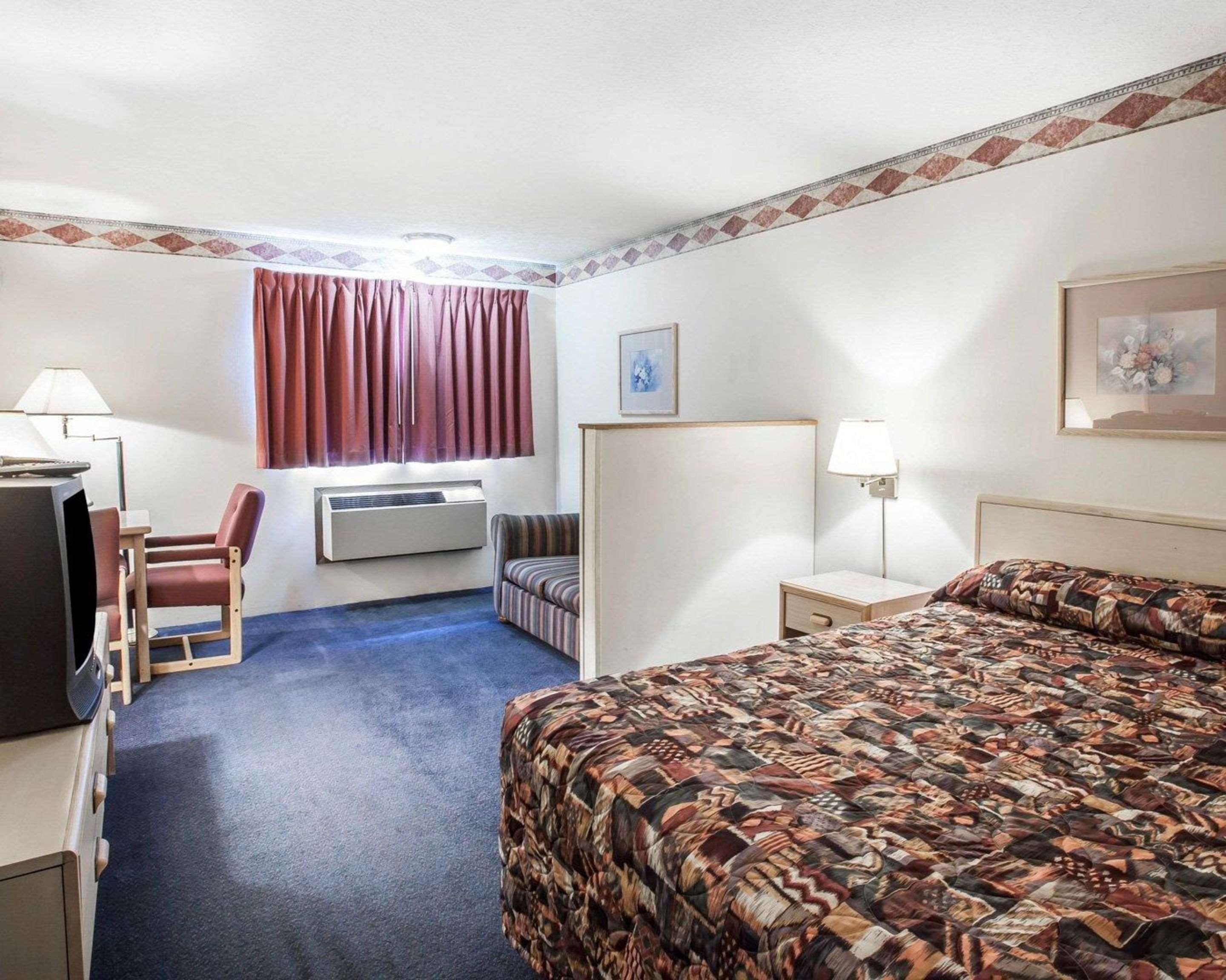 Rodeway Inn & Suites Spokane Valley Exterior foto
